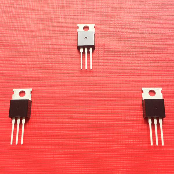 拉桿音響采用劣質的MOS管導致可靠性低，影響音響的性能